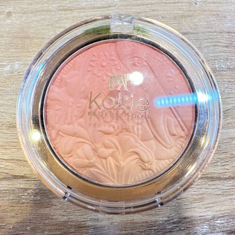 Neutrogena UVA/ UVB SPF 30 Tinted Face Sunscreen and Kokie Blush Bundle - Picture 6 of 12